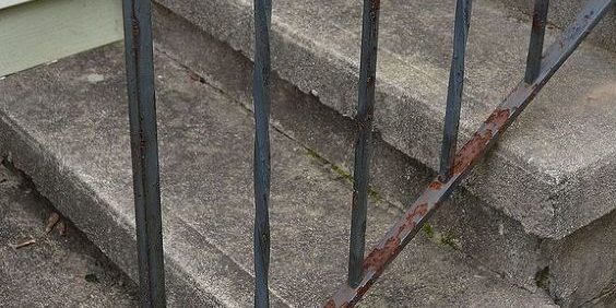 how-to-repair-iron-railing-panorama